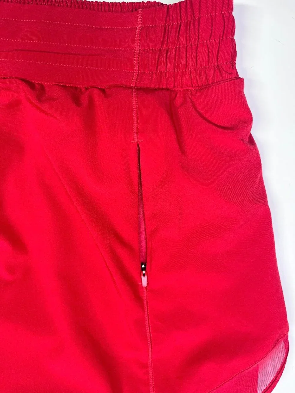 Lululemon Size 14 Hotty Hot High-Rise Skirt Shorts Lining Red W8ADFR *Flaw